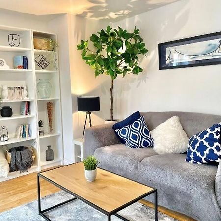 Lovely 2-Bedroom Bristol Apartment. Free Parking. Bagian luar foto
