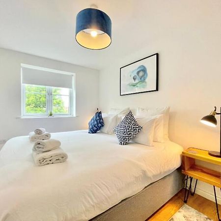 Lovely 2-Bedroom Bristol Apartment. Free Parking. Bagian luar foto