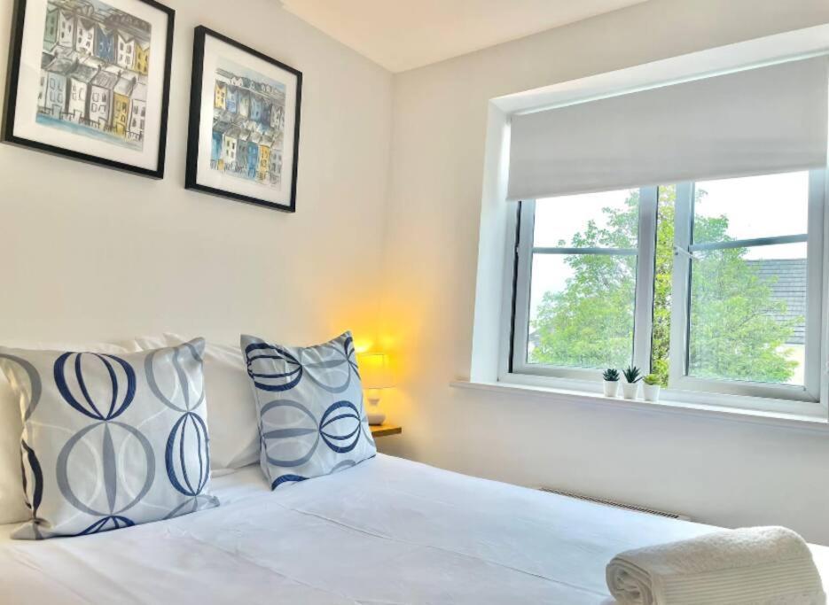 Lovely 2-Bedroom Bristol Apartment. Free Parking. Bagian luar foto