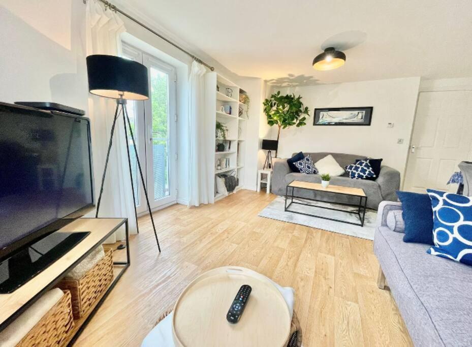 Lovely 2-Bedroom Bristol Apartment. Free Parking. Bagian luar foto